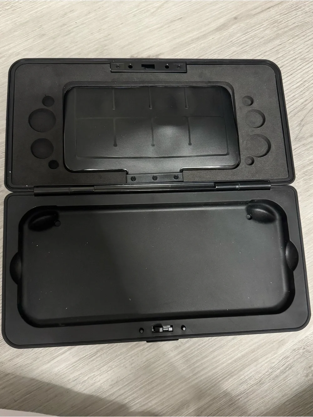 Nintendo Switch Carrying Case with Game Storage